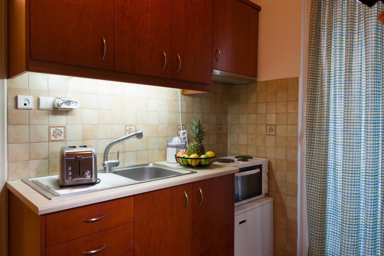 Straight To The Lake View Apartments Agios Nikolaos Exterior foto